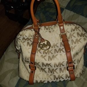 Barely Used Michael Kors bag